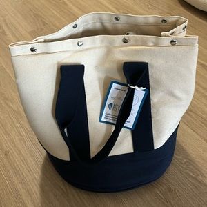 Crate & Barrel picnic tote